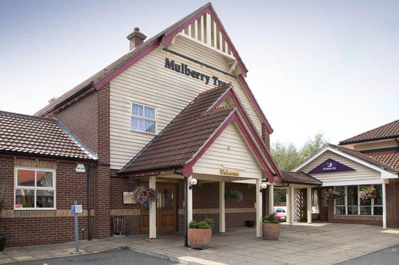 Premier Inn Braintree - A120 エクステリア 写真